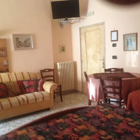 לינה וארוחת בוקר Bari F.g.